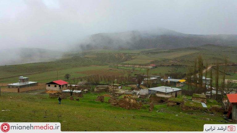 روستای قاراب علیا (یوخاری کروو)