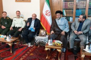 اساتید دانشگاهی و فرهنگیان، برای ارتقای سطح فرهنگ عمومی، برنامه ارائه کنند