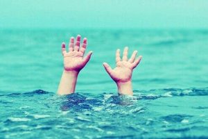 غرق شدن کودک ۱۰ ساله در یکی از استخرهای میانه