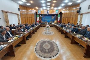 مدیران ادارات، مصوبات جلسات فرماندار با مدیران کل را پیگیری کنند