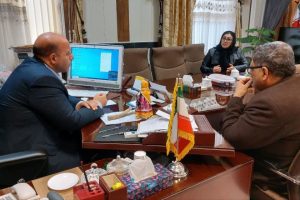 دیدار قصه گوی برتر کشوری با فرماندار میانه