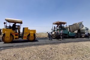 استمرار بهسازی راه‌های شهرستان / آغاز آسفالت مسیر میانه–ترک به‌زودی