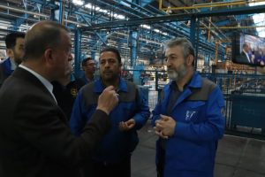 بازدید فرماندار میانه از شرکت میانرو و بررسی مطالبات کارگران