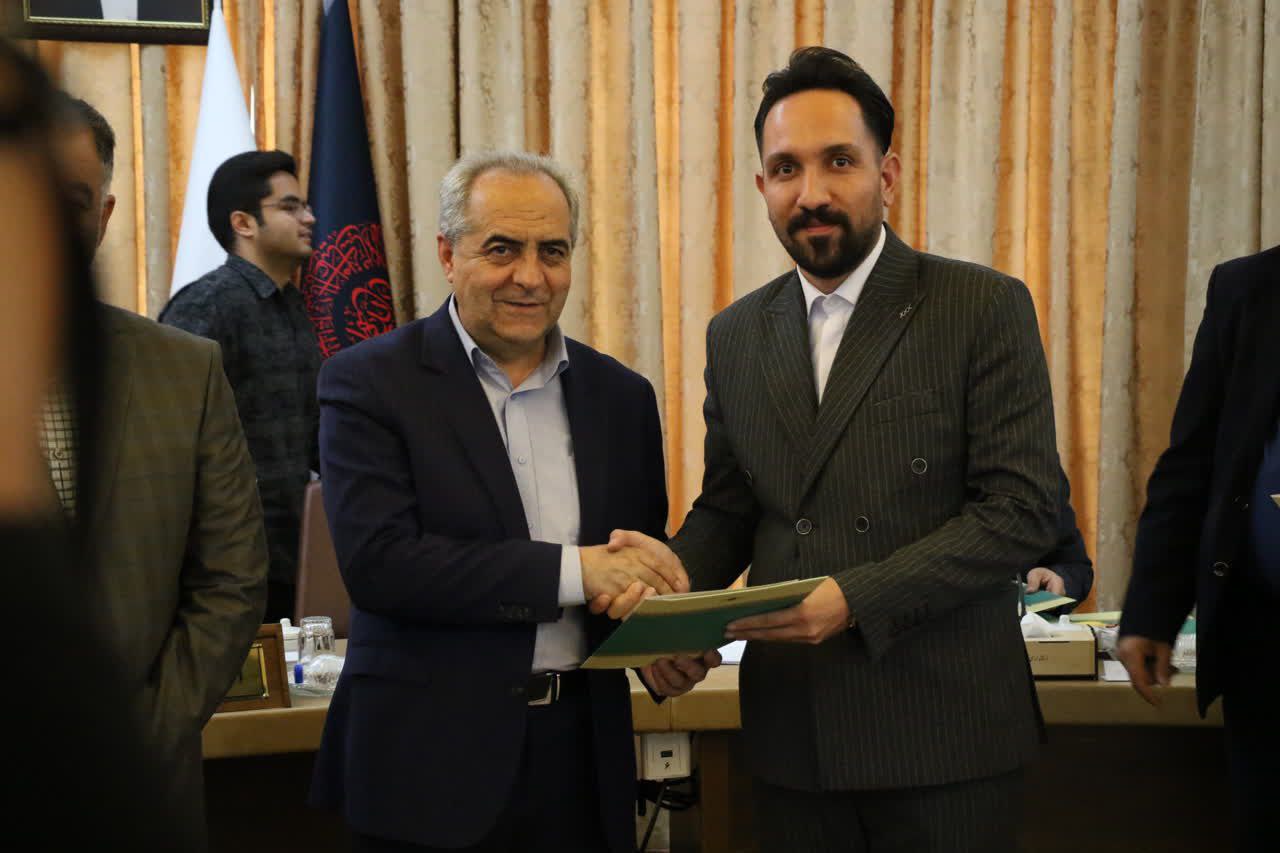 هادی نصیری میانه