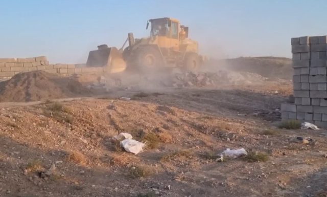 اجرای حکم قلع و قمع ساخت‌وسازهای غیرمجاز در شهرک شهید مدنی میانه