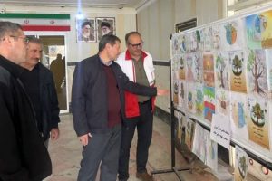 نمایشگاه نقاشی دانش‌آموزی «خاک‌های سالم برای شهرهای سالم» در میانه افتتاح شد