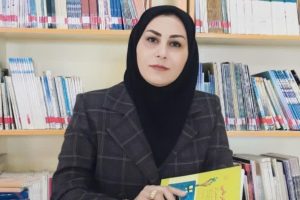 فاطمه محمودی با کتاب «احساس های تو» برگزیده جشنواره رویش شد