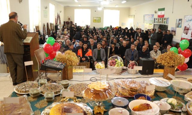 برگزاری نمایشگاه توانمندی‌ها و صنایع دستی بخش کندوان