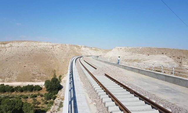 افتتاح راه آهن میانه – اردبیل کمتر از یک ماه دیگر
