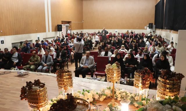 تجلیل از زوج‌های جوان و فعالان حوزه ازدواج در «جشن وصال» میانه