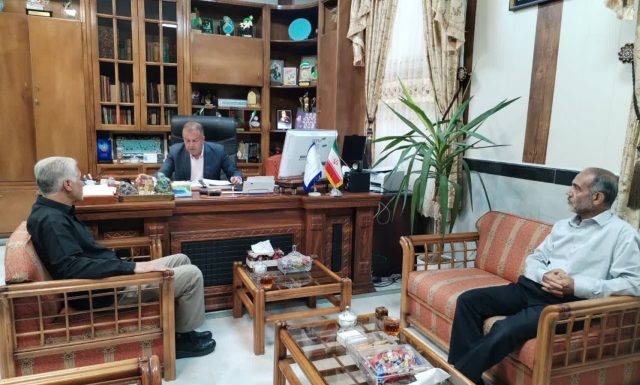 اشتغال فرزندان ایثارگران در اولویت فرمانداری میانه