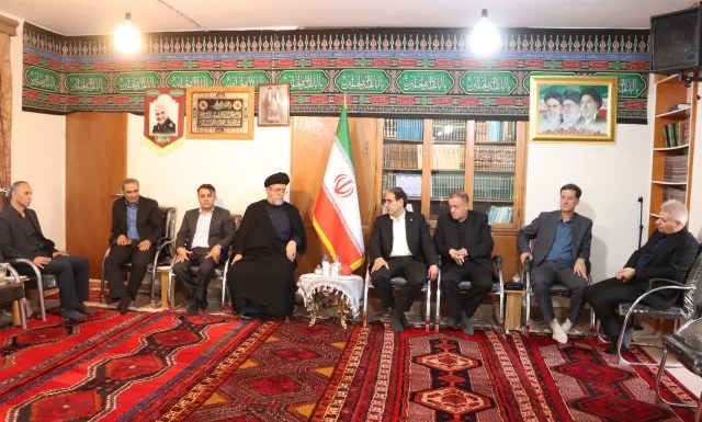 تأکید بر همدلی مسئولان و ساماندهی بازار در میانه