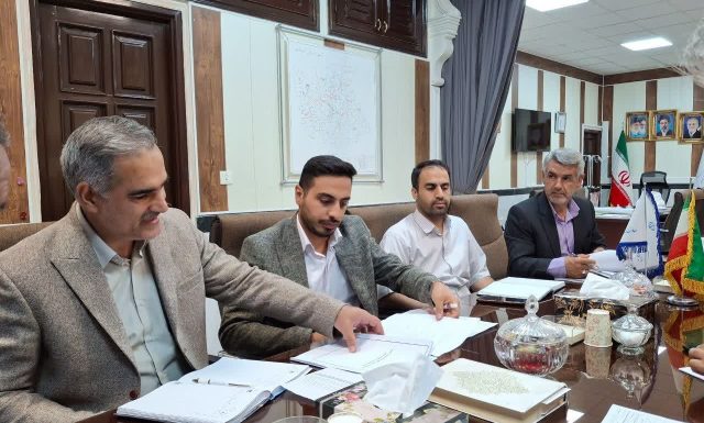 بررسی ساماندهی برداشت مصالح خام از معادن و بسترهای میانه