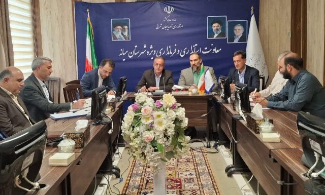 ضرب‌الاجل فرماندار میانه برای پرداخت حقوق معوق کارگران