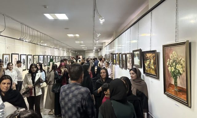 نمایشگاه ۹۰ اثر هنری هنرجویان گالری آلما در میانه افتتاح شد