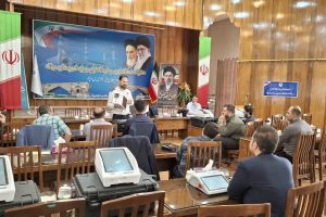مانور انتخاباتی در میانه برگزار شد